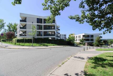 Exklusive 4- Zimmer-Wohnung mit 40m² großer Südterrasse u. Tiefgaragenstellplatz in Chemnitz Hutholz 4 zimmer