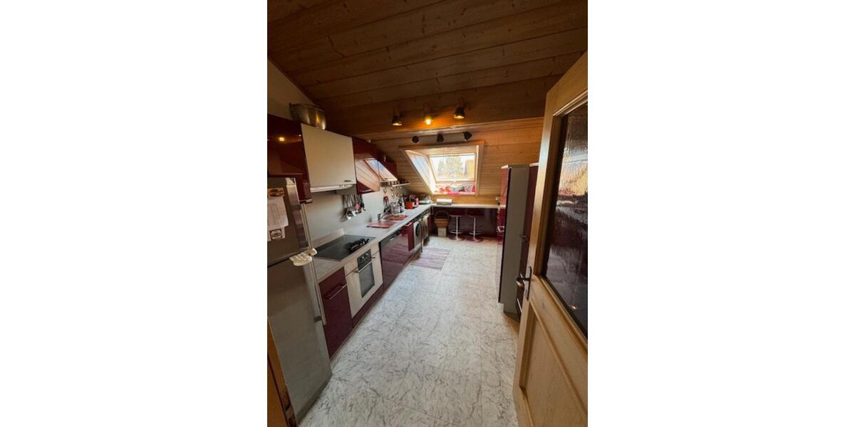 Dachgeschoßwohnung Füssen - 3 Zimmer, 75 m&sup2;, 1.200&euro; | Angebot:25218928