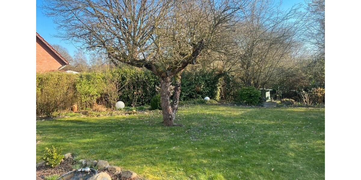 Einfamilienhaus Nienburg (Weser) - 7 Zimmer, 210 m&sup2;, 649.000&euro; | Angebot:26676911