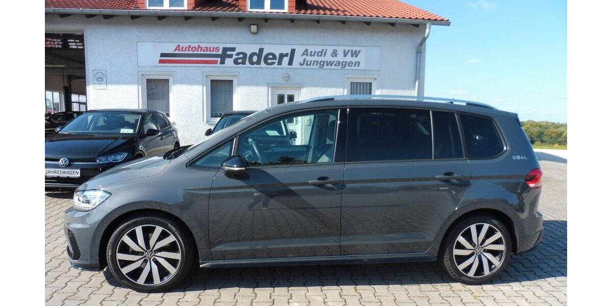 VW Touran 13.594 km 38.980 € Ursensollen 92289