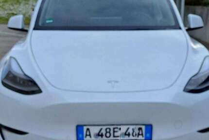 Tesla Model Y 37.800 km 36.890 € Augsburg 86179