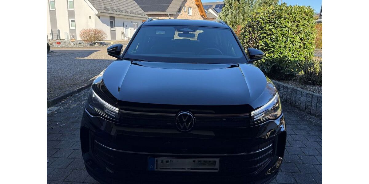 VW Tiguan 6.800 km 43.600 &euro; Edermünde 34295