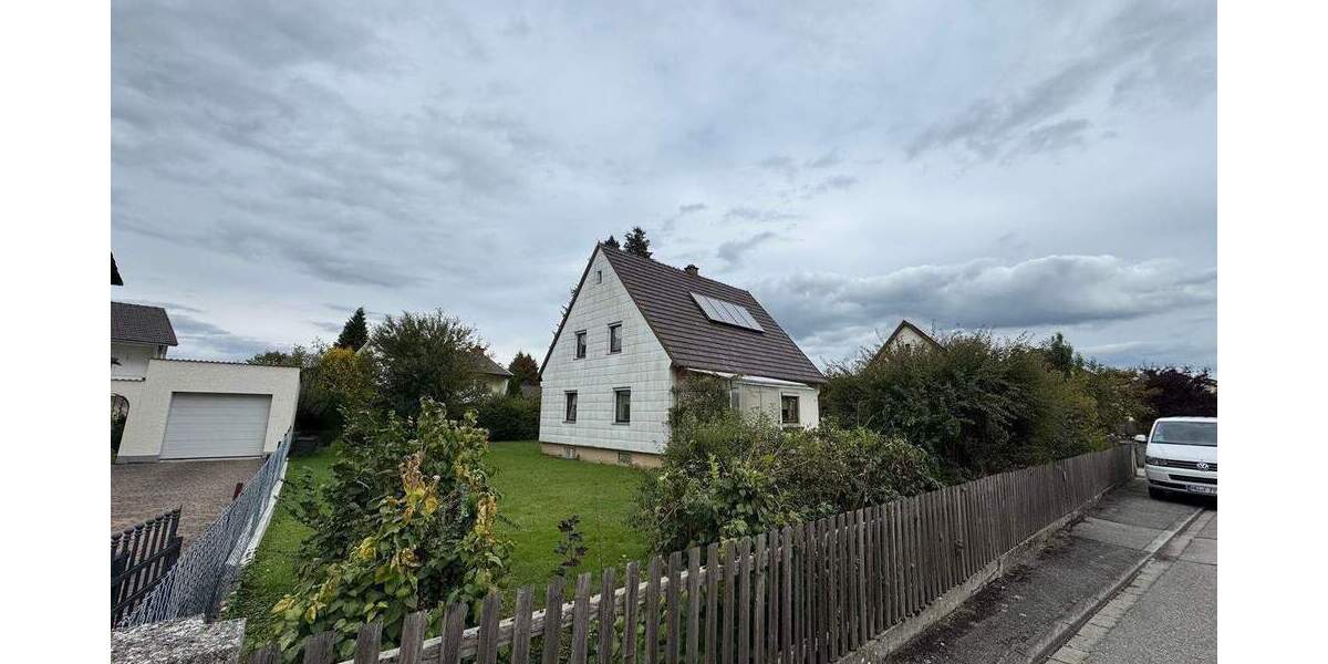 Einfamilienhaus mit 170 m² WohnNutzfläche auf 755 m² Grundstück in Altmühldorf 5 zimmer