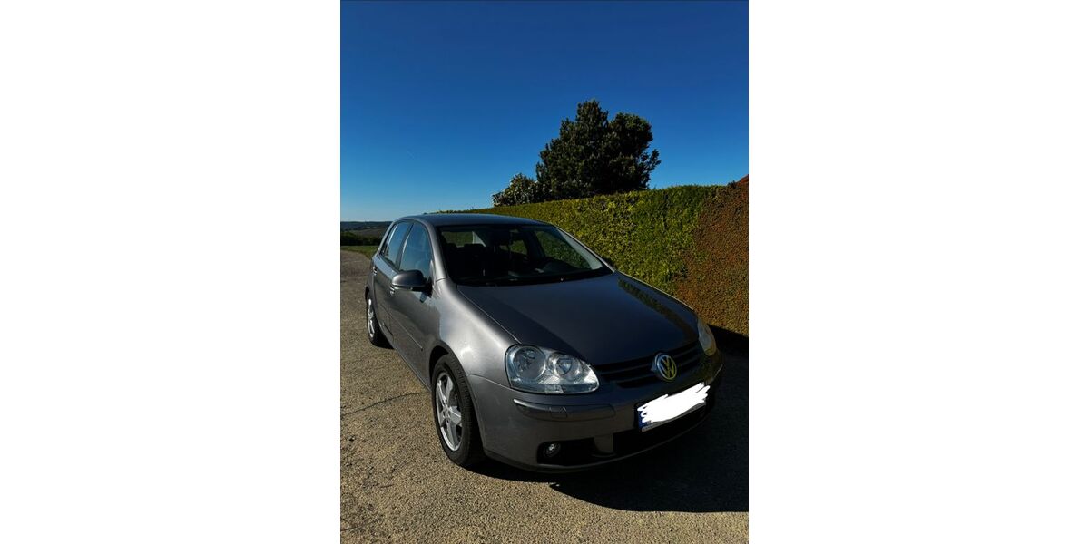 VW Golf 305.000 km 2.499 &euro; Trier 54296