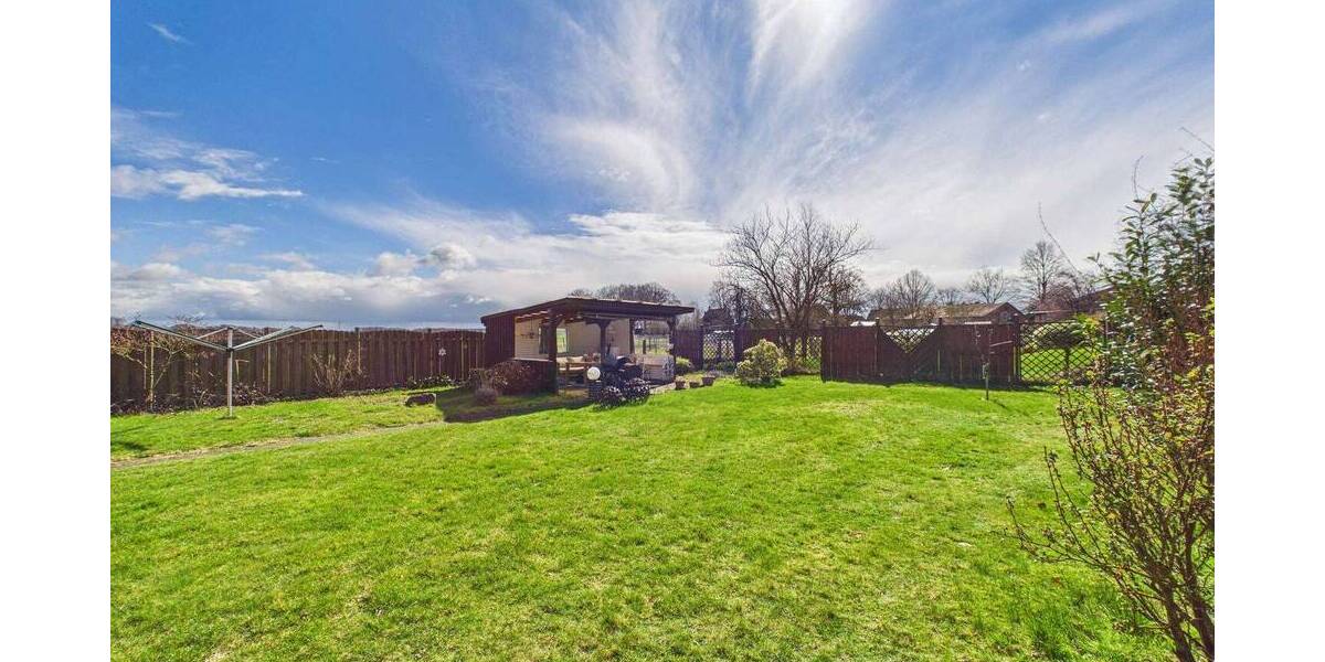 Einfamilienhaus Uelzen Hanstedt II - 1 Zimmer, 250 m&sup2;, 272.000&euro; | Angebot:25985477