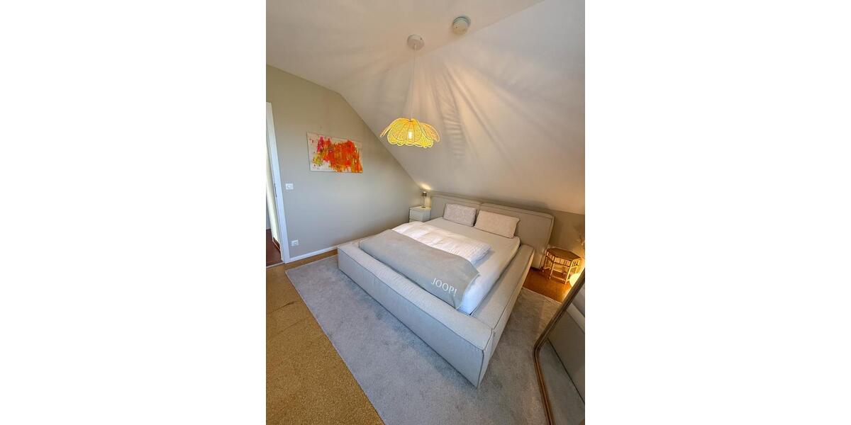 Dachgeschoßwohnung Erding - 3 Zimmer, 68 m&sup2;, 1.400&euro; | Angebot:24829077