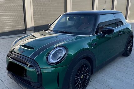 Mini Cooper SE 17.000 km 23.999 € Burgoberbach 91595