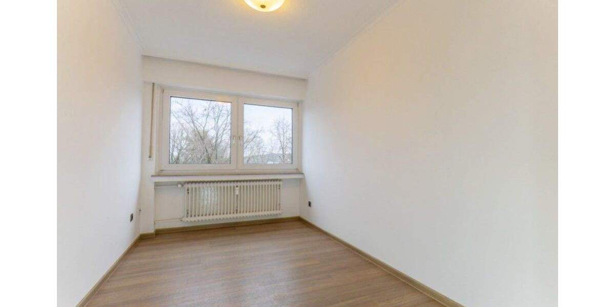 Etagenwohnung Hagen Hochschulviertel - 3 Zimmer, 81 m&sup2;, 630&euro; | Angebot:24990396