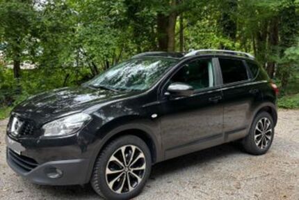 Nissan Qashqai 134.600 km 5.750 &euro; Stolberg 52224