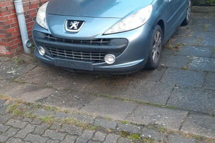 Peugeot 207 108.000 km 3.250 &euro; Siek 22962
