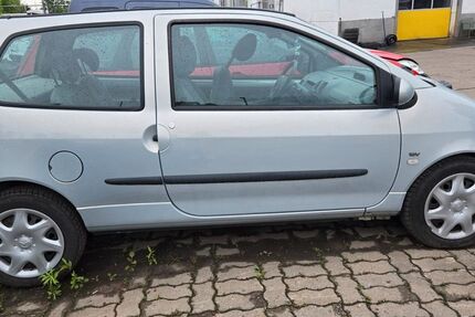 Renault Twingo 115.000 km 800 &euro; Chemnitz 09125