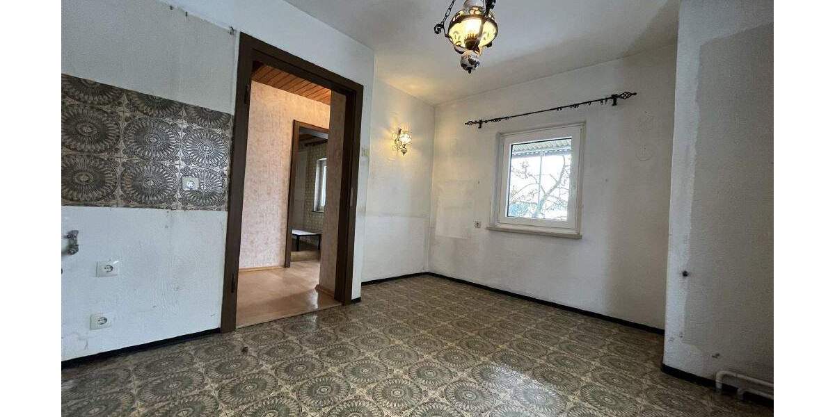 Einfamilienhaus Burgthann - 7 Zimmer, 143 m&sup2;, 319.000&euro; | Angebot:25563297