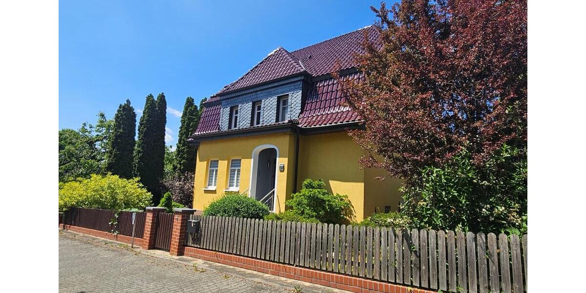 Einfamilienhaus Colditz - 8 Zimmer, 160 m&sup2;, 350.000&euro; | Angebot:26858170