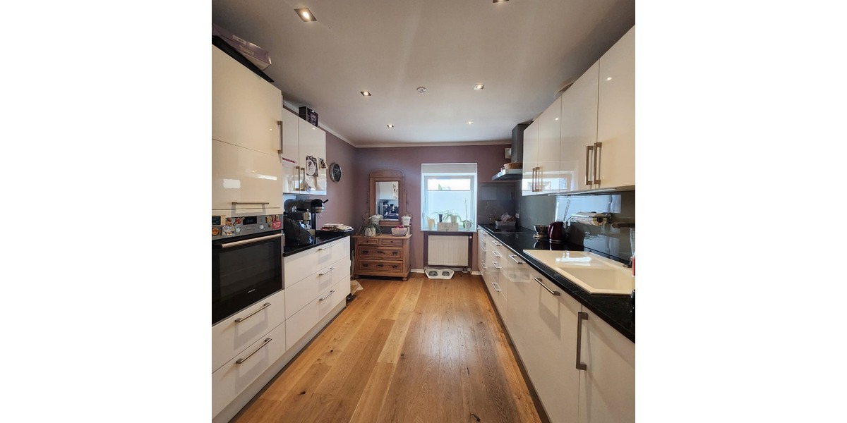 Stilvoll renovierte Doppelhaushälfte aus Sandstein in naturnaher Lage von Kaiserslautern-Morlautern 6 zimmer