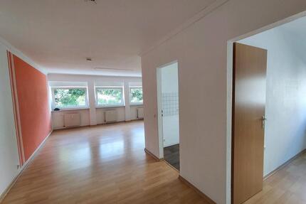 2- Zimmerwohnung in ruhiger Lager LU, Oggersheim