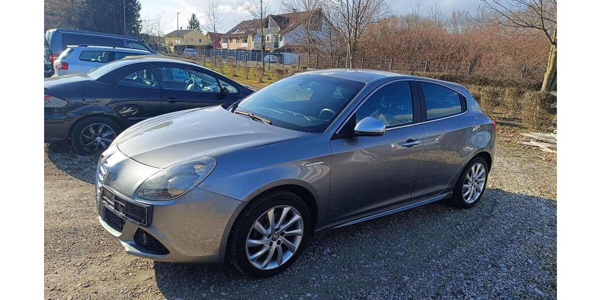 Alfa Romeo Giulietta 138.300 km 6.999 &euro; Emmering 82275