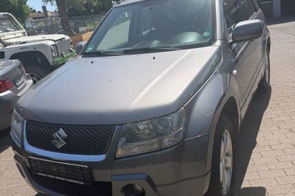 Suzuki Grand Vitara 147.000 km 5.900 &euro; Göttingen 37081