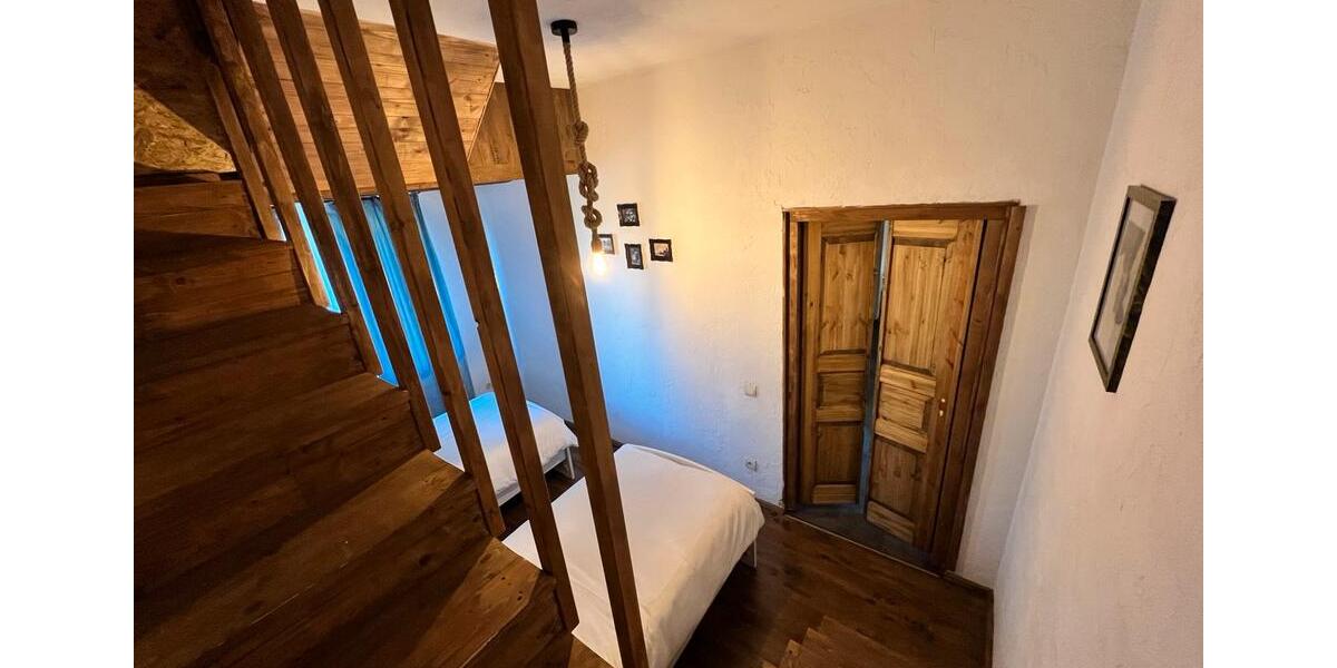 Möblierte Maisonette-Wohnung 115 m² (Dachgeschoss) 5 zimmer