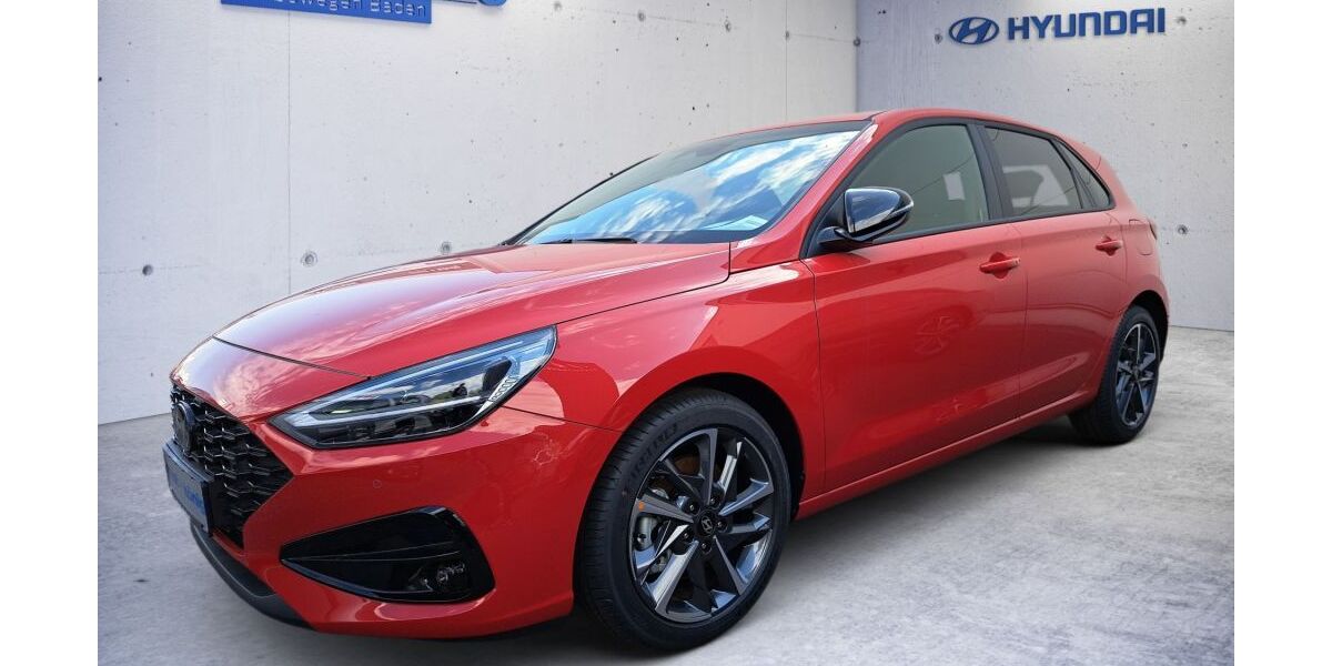 Hyundai i30 1.500 km 24.490 &euro; Freiburg im Breisgau 79108