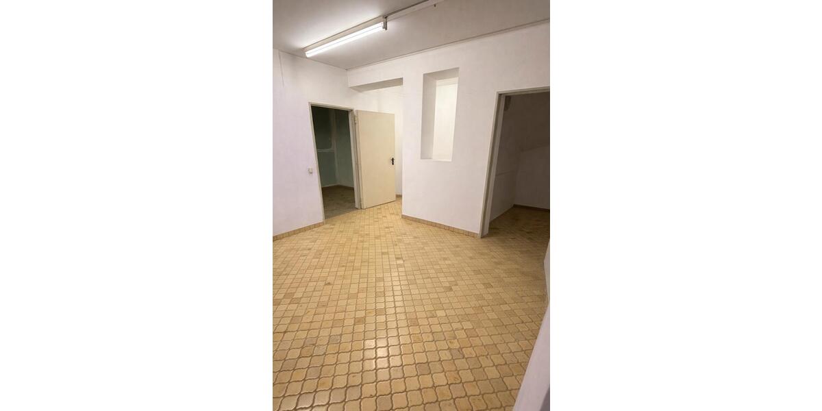 Gewerbeobjekt Übach-Palenberg Palenberg - 1.400&euro; | Angebot:25986480