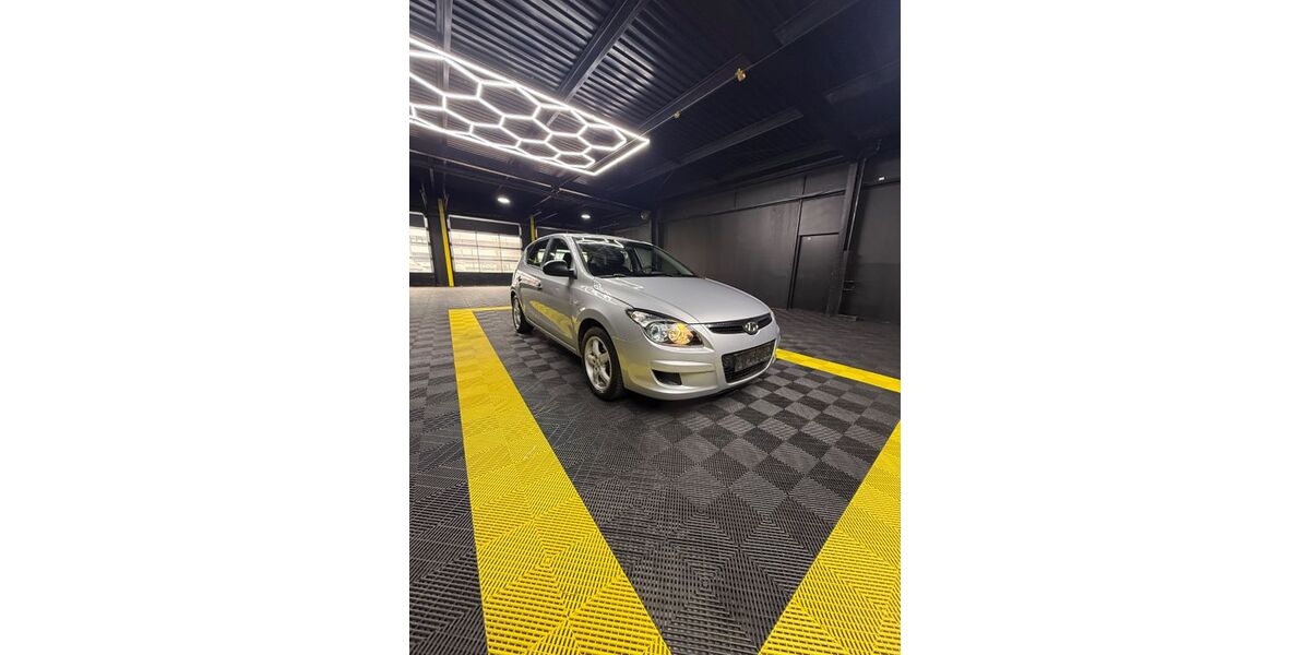 Hyundai i30 127.156 km 3.899 &euro; Schüttorf 48465