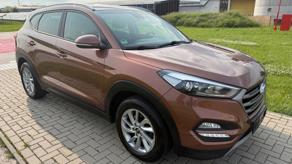 Hyundai TUCSON 85.000 km 16.480 &euro; Erfurt 99087