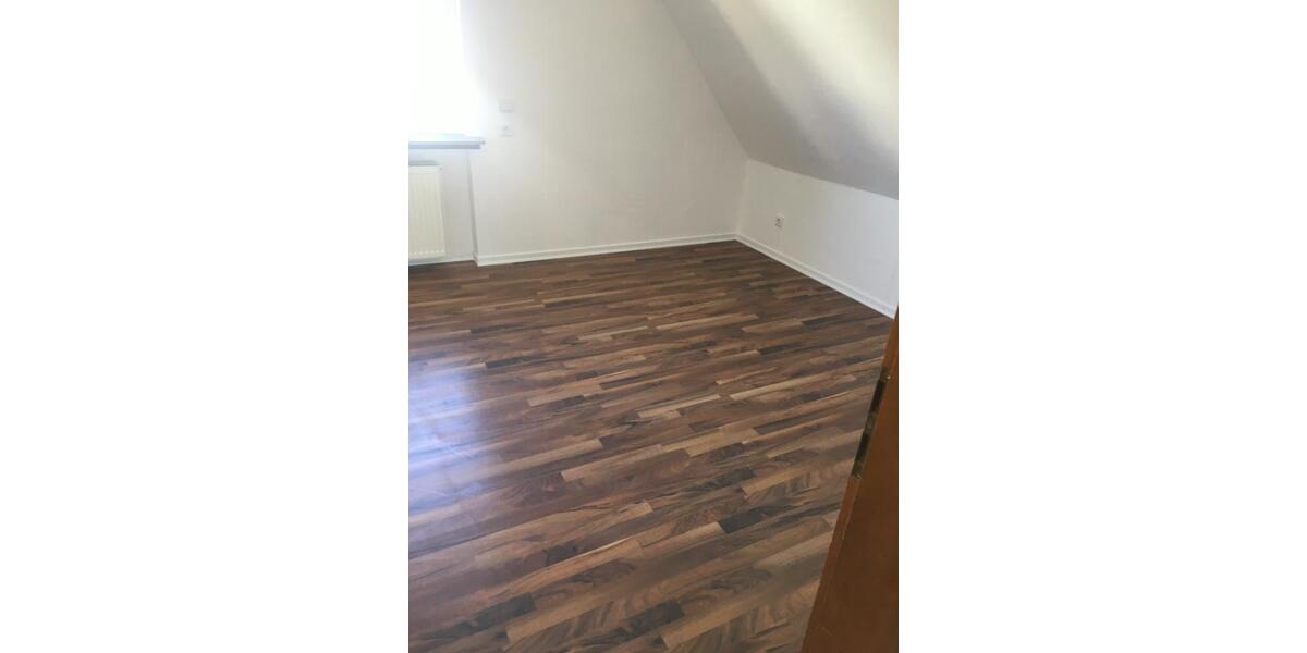 Einfamilienhaus Celle - 4 Zimmer, 100 m&sup2;, 1.100&euro; | Angebot:25432443