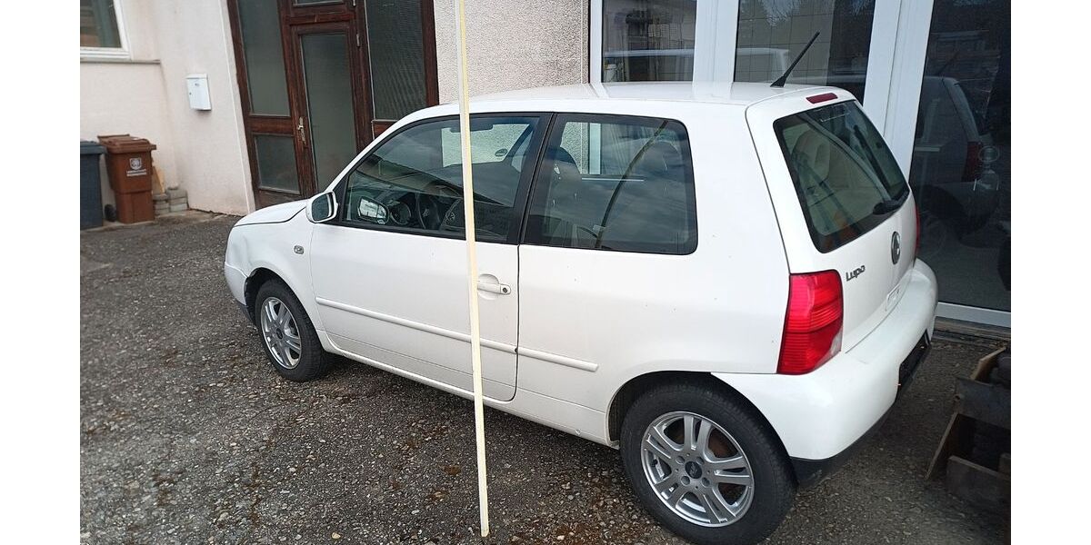 VW Lupo 82.000 km 1.685 &euro; Sipplingen 78354