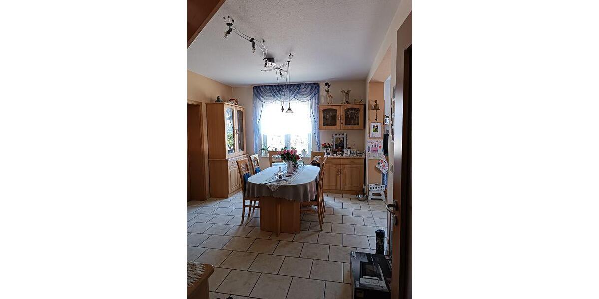Einfamilienhaus Kolkwitz - 3 Zimmer, 140 m&sup2;, 1.300&euro; | Angebot:26353975