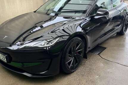 Tesla Model 3 17.200 km 49.500 &euro; Panketal 16341