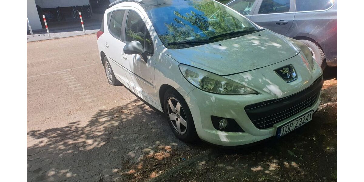 Peugeot 207 186.322 km 800 &euro; Minden 32427
