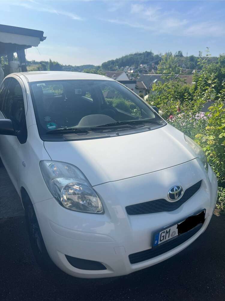 Yaris