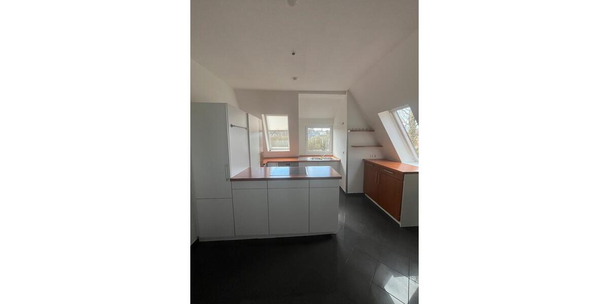 Etagenwohnung Flensburg - 3 Zimmer, 85 m&sup2;, 809&euro; | Angebot:26094605