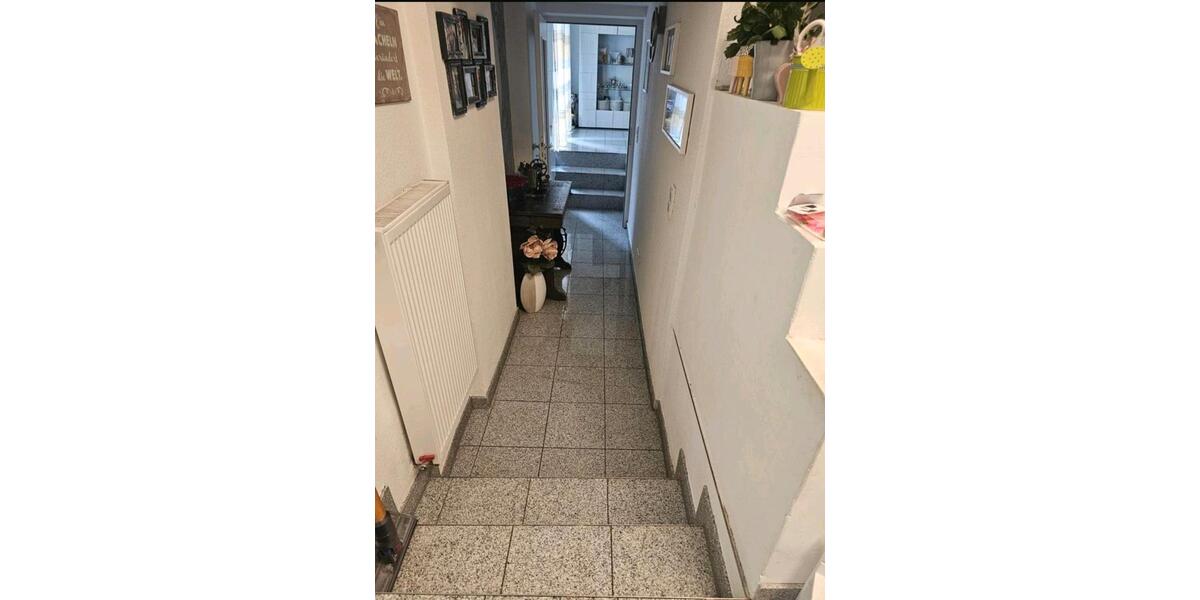 Erdgeschoßwohnung Wuppertal Arrenberg - 3 Zimmer, 82 m&sup2;, 250.000&euro; | Angebot:25961802