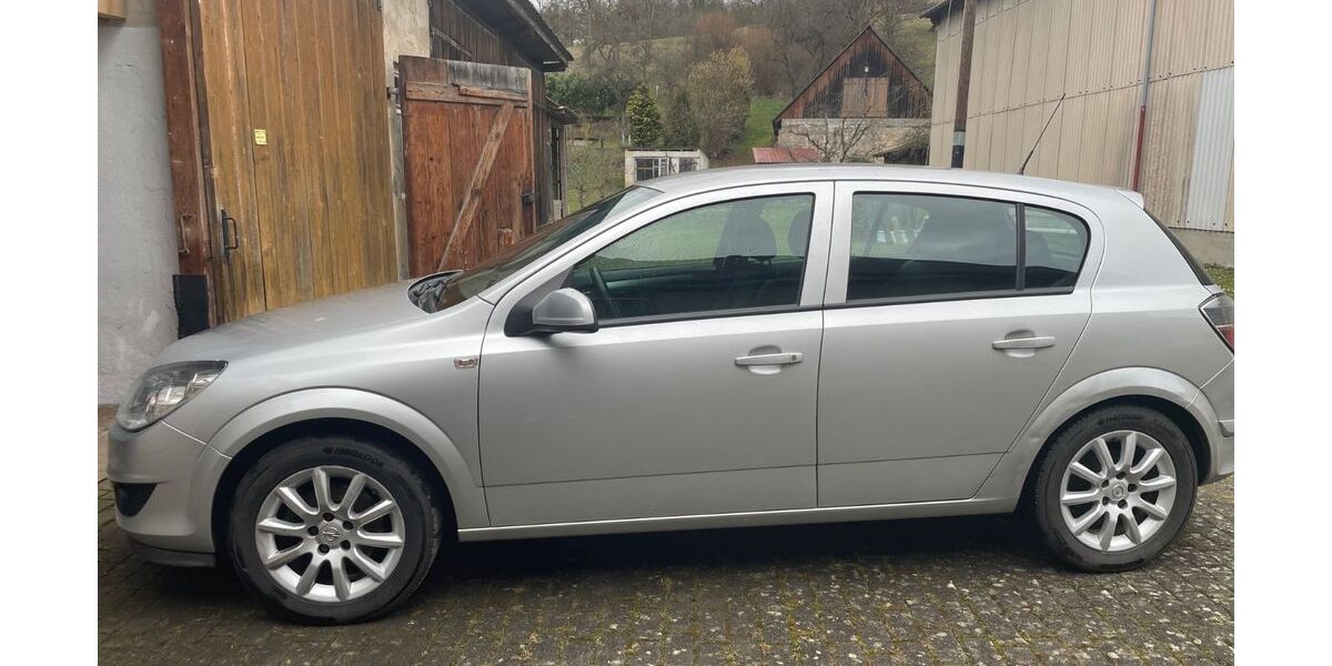 Opel Astra 108.580 km 2.999 &euro; Mulfingen 74673
