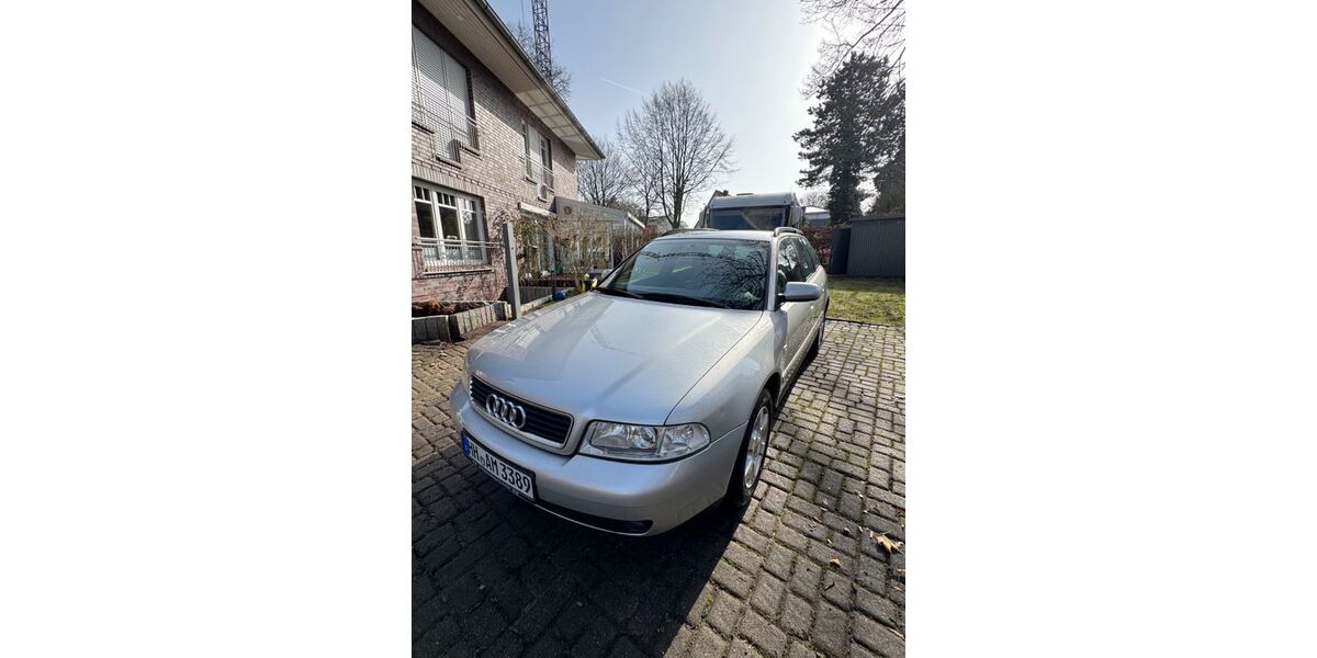 Audi A4 120.000 km 3.900 &euro; Hamburg 22605