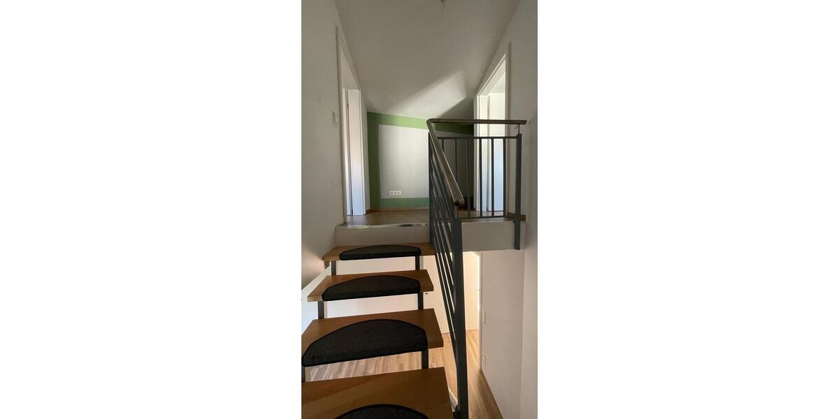 Terrassenwohnung Schifferstadt - 3 Zimmer, 76 m&sup2;, 1.250&euro; | Angebot:25550859