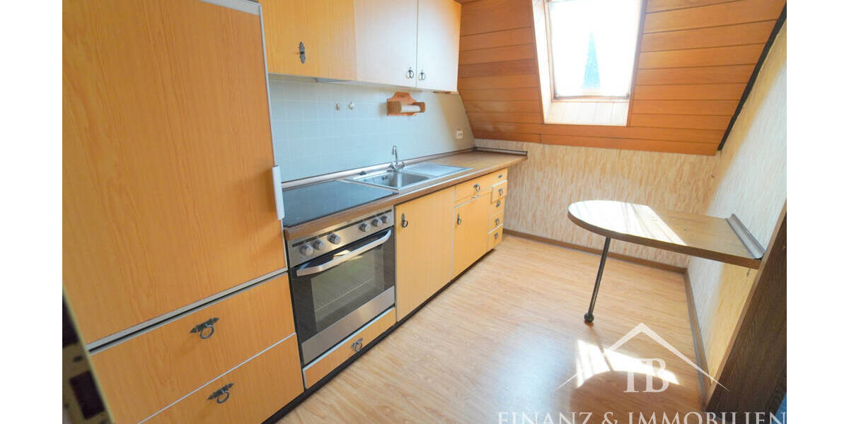 Einfamilienhaus Holtgast - 8 Zimmer, 180 m&sup2;, 260.000&euro; | Angebot:26787425