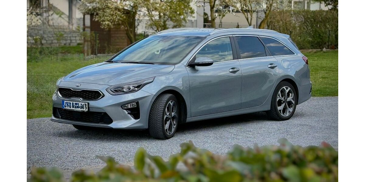 Kia ceed Sportswagon 55.000 km 17.200 &euro; Erwitte 59597
