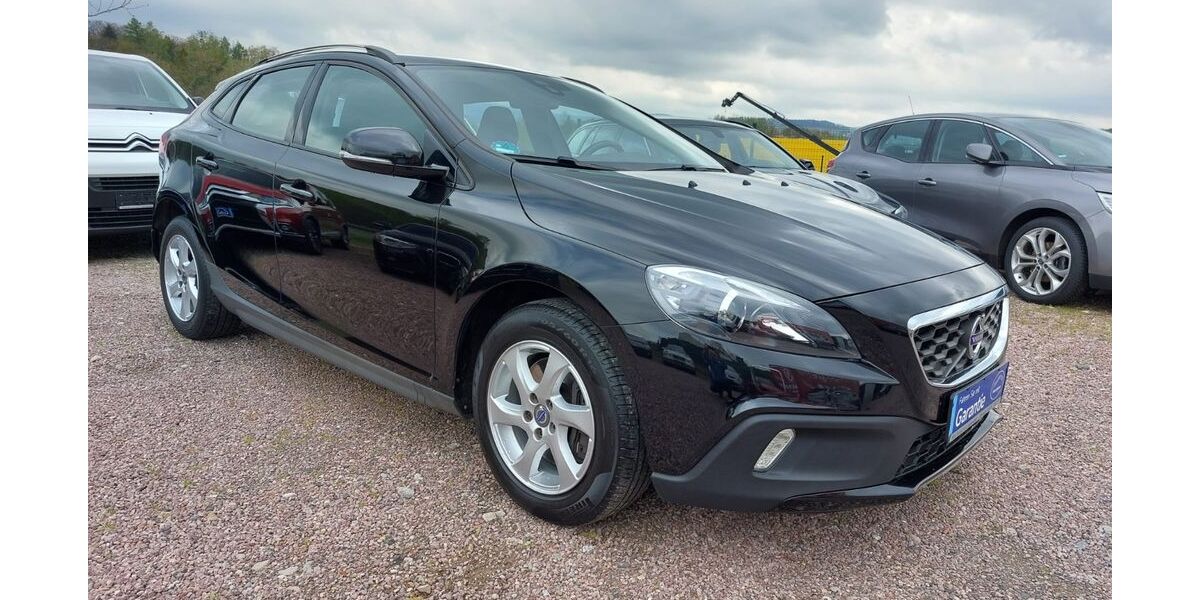 Volvo V40 82.078 km 13.700 &euro; Hösbach 63768