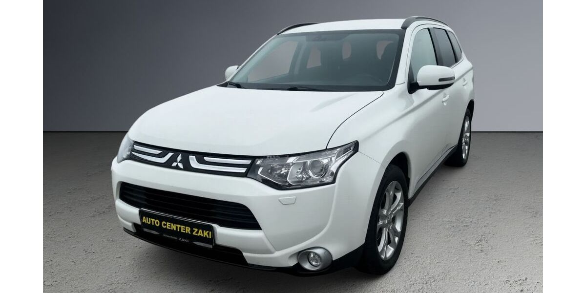 Mitsubishi Outlander 177.933 km 7.950 &euro; Tuttlingen 78532