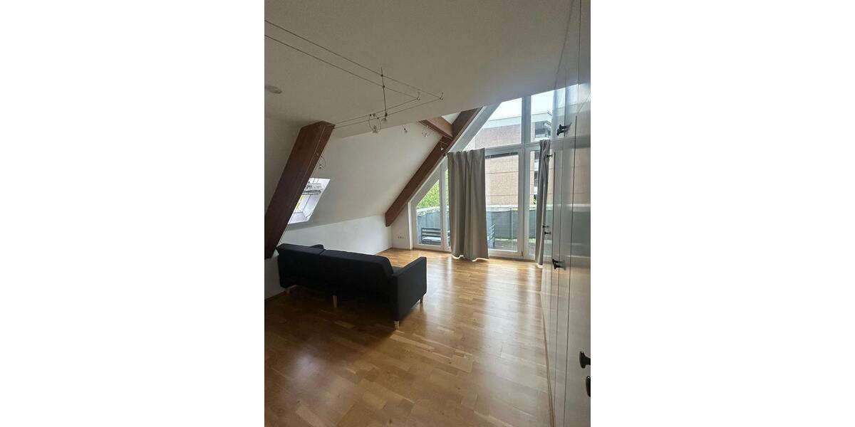 Dachgeschoßwohnung Köln Porz - 1.5 Zimmer, 31 m&sup2;, 117.000&euro; | Angebot:26851726