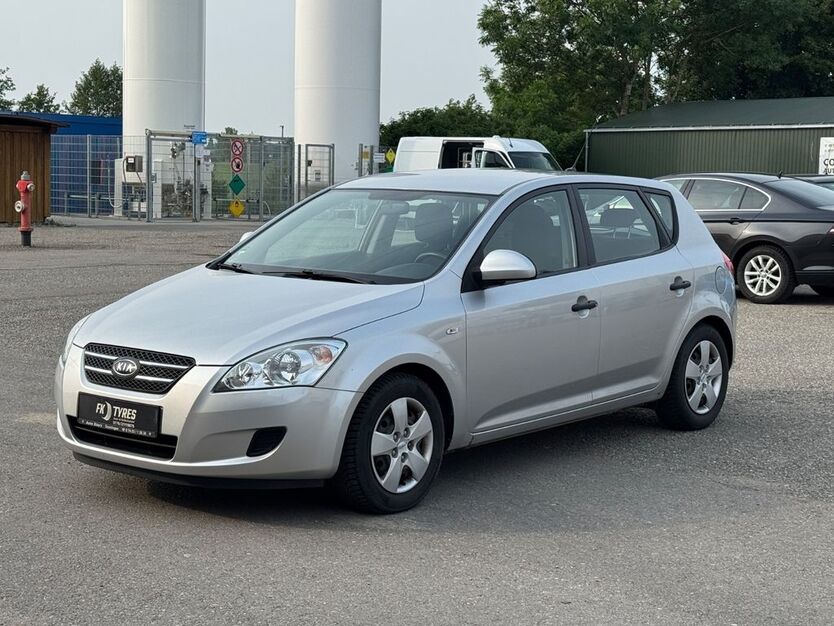 Kia ceed / Ceed 120.000 km 3.600 € Trossingen 78647
