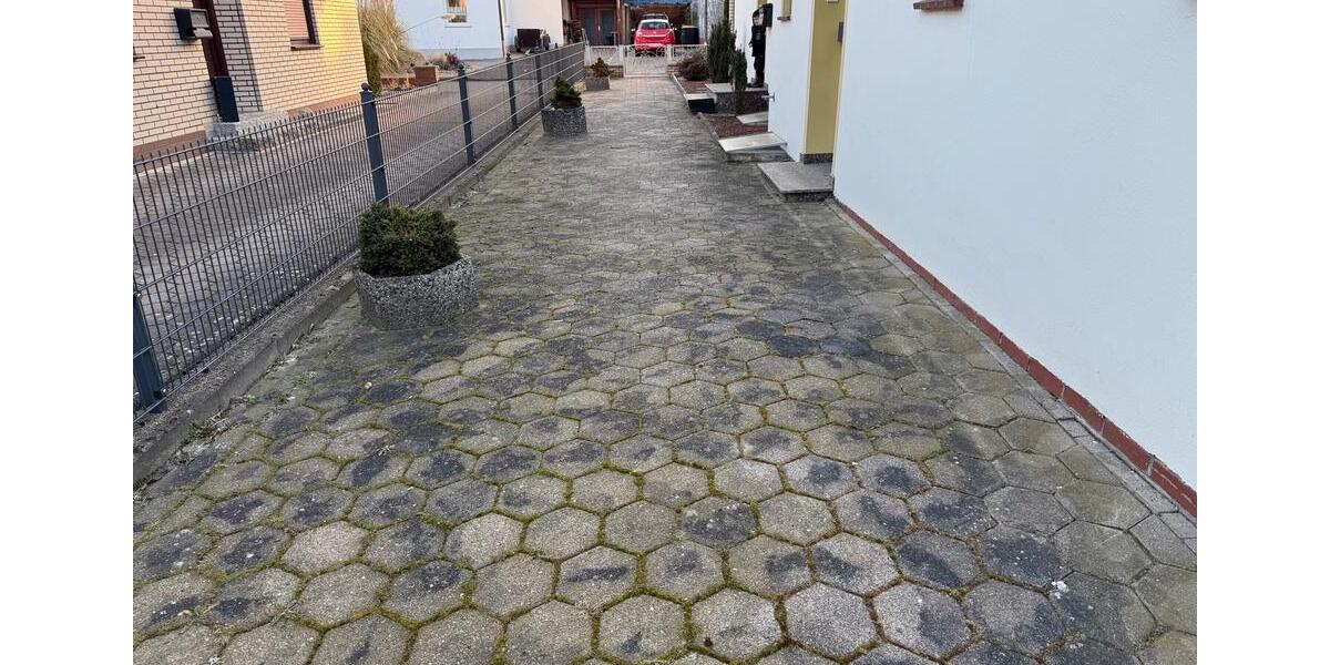 Einfamilienhaus Twistringen - 8 Zimmer, 122 m&sup2;, 1.700&euro; | Angebot:25152060