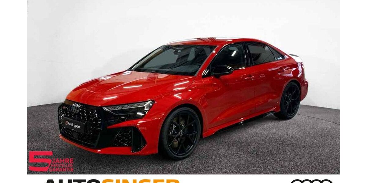 Audi RS3 4.000 km 68.440 &euro; Marktoberdorf 87616
