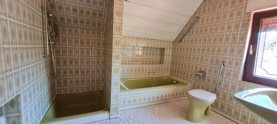Mehrfamilienhaus, Wohnhaus Ottweiler - 8 Zimmer, 210 m&sup2;, 280.000&euro; | Angebot:26956391