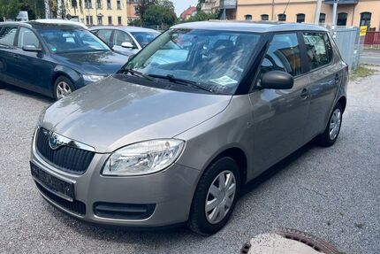 Skoda Fabia 128.990 km 1.390 &euro; Dresden 01259