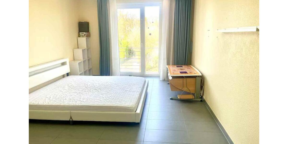 Reihenhaus Neuss Furth-Mitte - 4 Zimmer, 176 m&sup2;, 2.300&euro; | Angebot:26126577