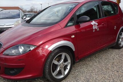 Seat Altea 256.220 km 700 &euro; Dresden 01219