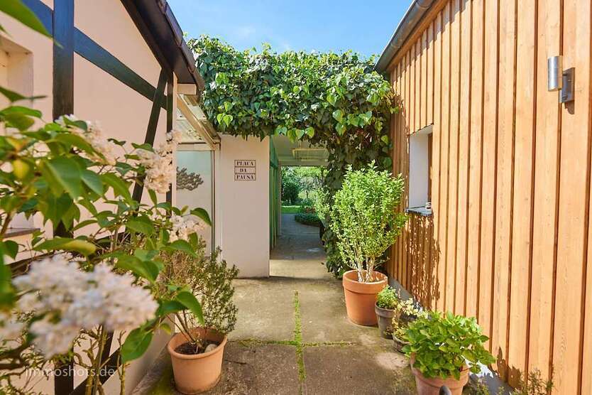 Haus zum Kaufen in Köln 550.000 € 135 m²